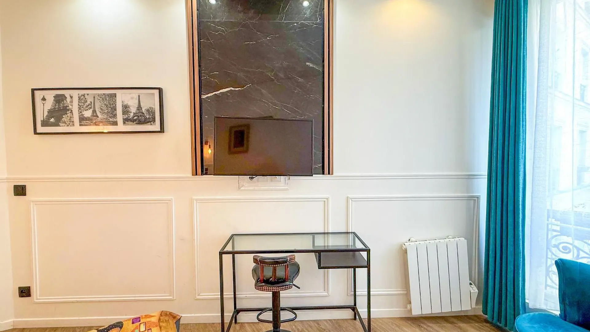 Urban Flat 107 - Sublime 4 Bedroom Opera Paříž