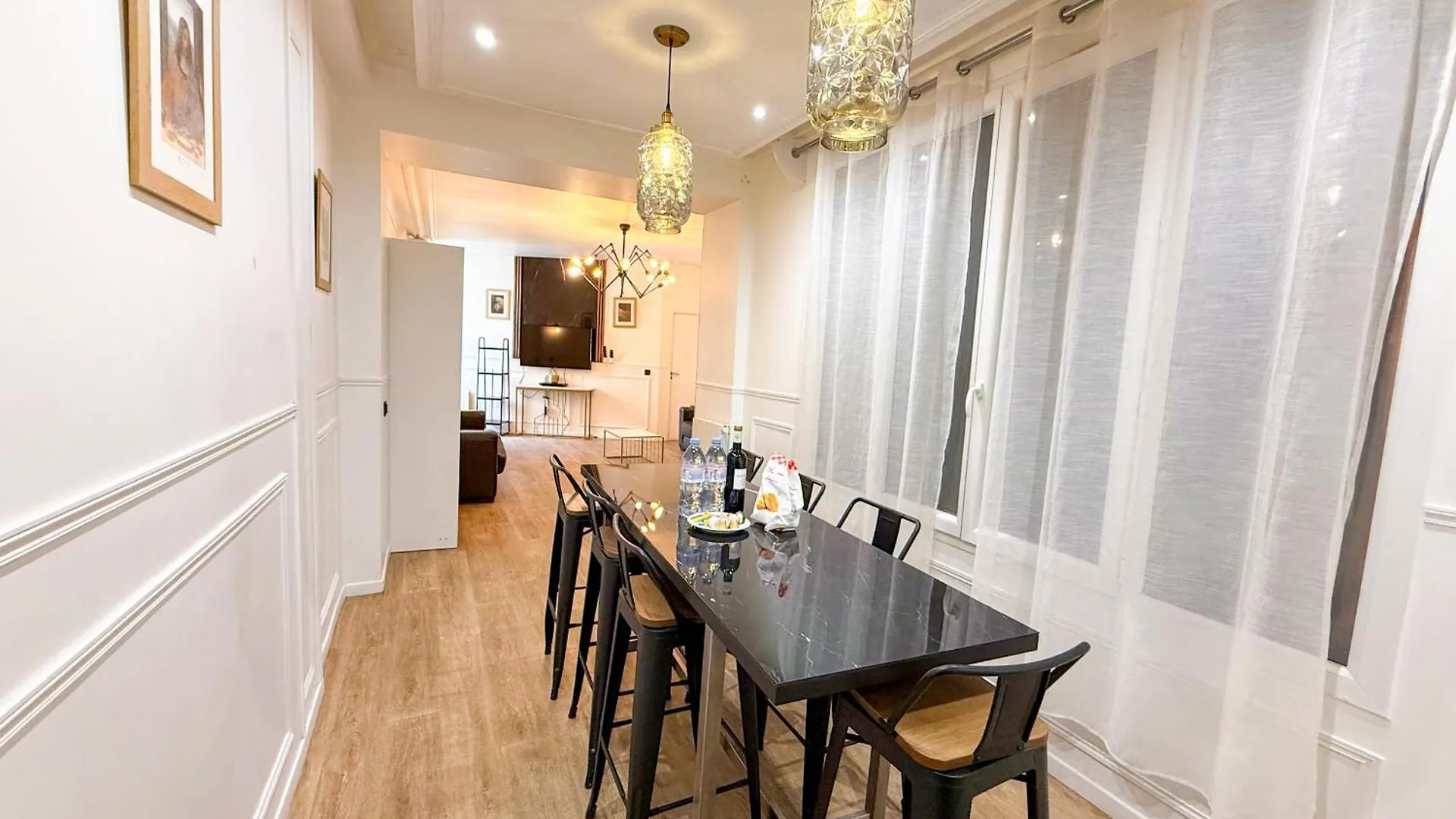 Urban Flat 107 - Sublime 4 Bedroom Opera Paříž 0*,  Francie